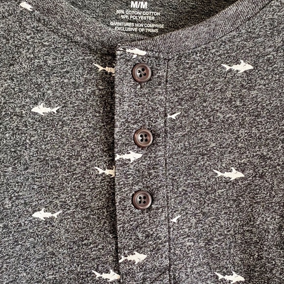 Men’s Shark T-Shirt - Picture 3 of 3